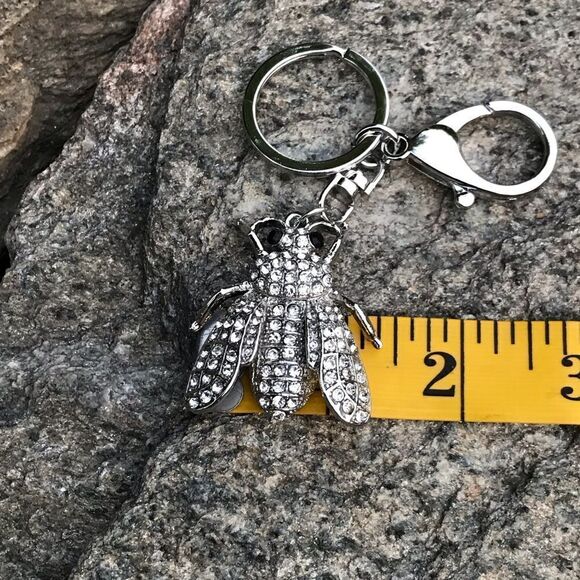 Austrian Crystal Bee Keychain - Picture 7 of 7